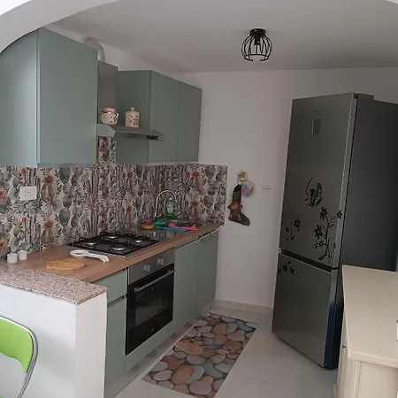 Apartment Lu Curtile *