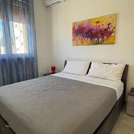 Lu Curtile Apartman *