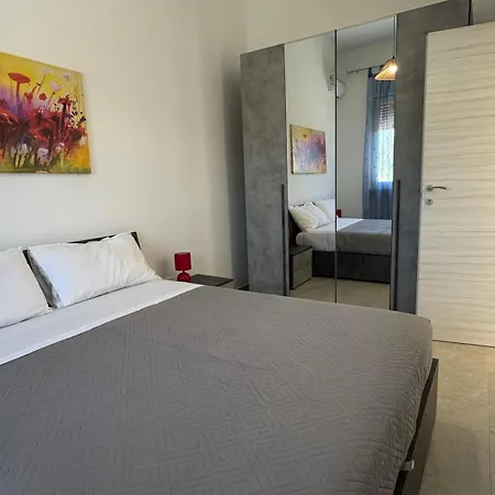 Apartment Lu Curtile *