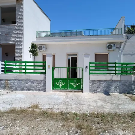 Lu Curtile Apartment