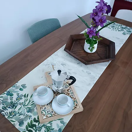 Apartment Lu Curtile *